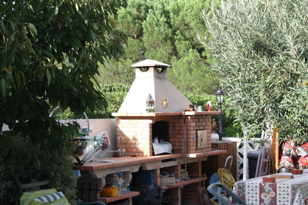 Pavillon Clara Flor Villa Prades  Buitenkant foto